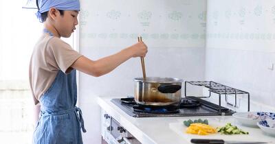 子どものクッキングデビューに！【学習塾代表が教える】料理で身につけられる生きる力